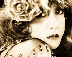 New album from Roberta Donnay & The Prohibition Mob Band, “Bathtub Gin”, out now